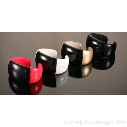 Multi-platform Intelligent Bluetooth Bracelet for Phones